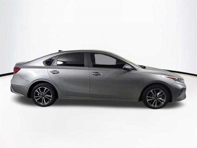Photo of 2022 Steel Gray Kia Forte