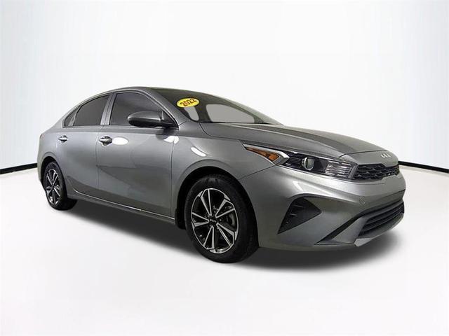 Photo of 2022 Steel Gray Kia Forte