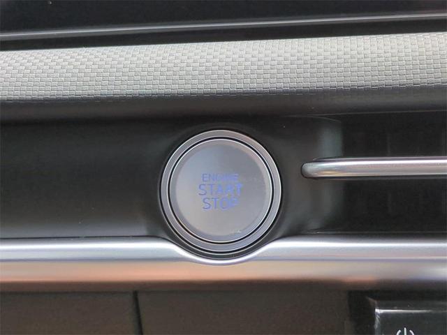 Photo of 2025 Phantom Black Hyundai SANTA CRUZ