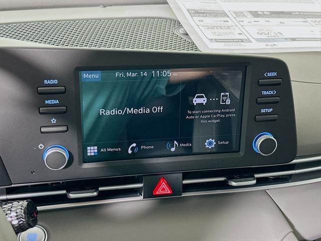 Photo of 2025 Serenity White Hyundai ELANTRA