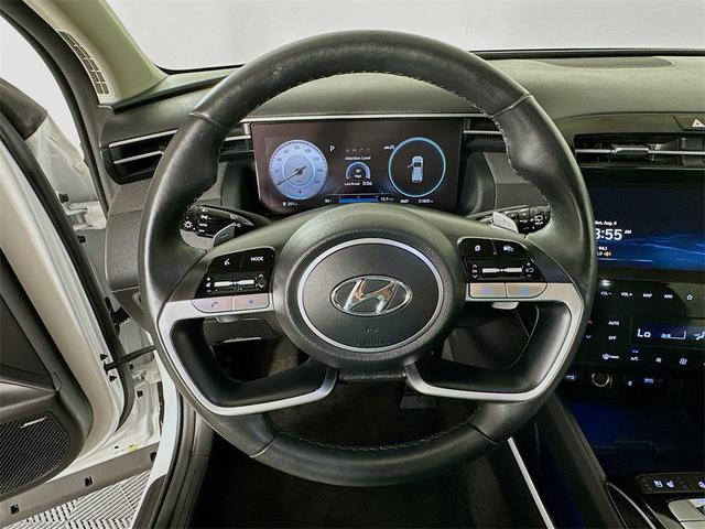 Photo of 2022 Quartz White Hyundai TUCSON