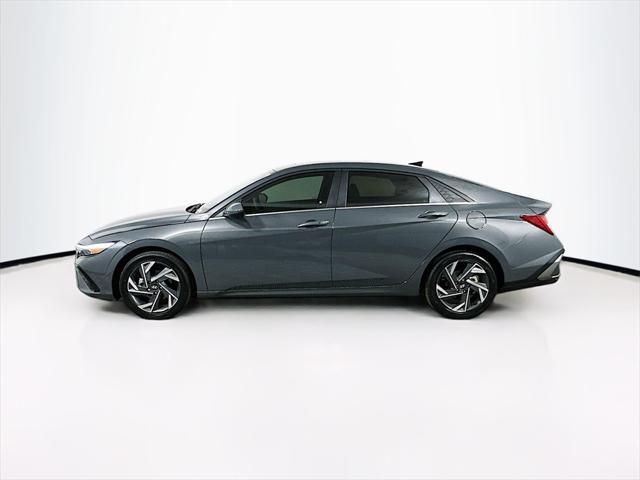 Photo of 2025 Ecotronic Gray Hyundai ELANTRA