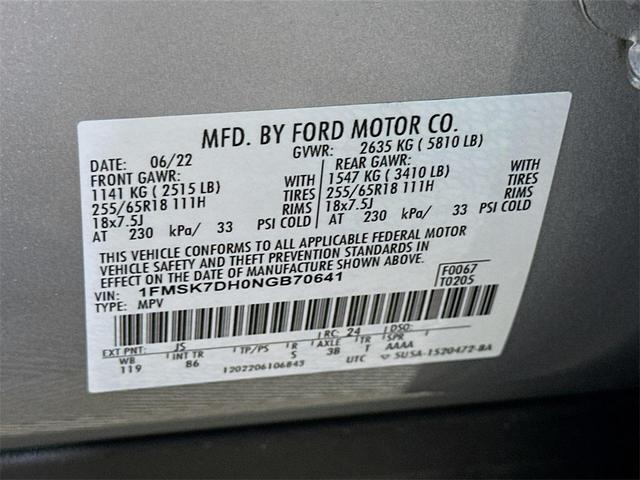 Photo of 2022 Iconic Silver Metallic Ford Explorer