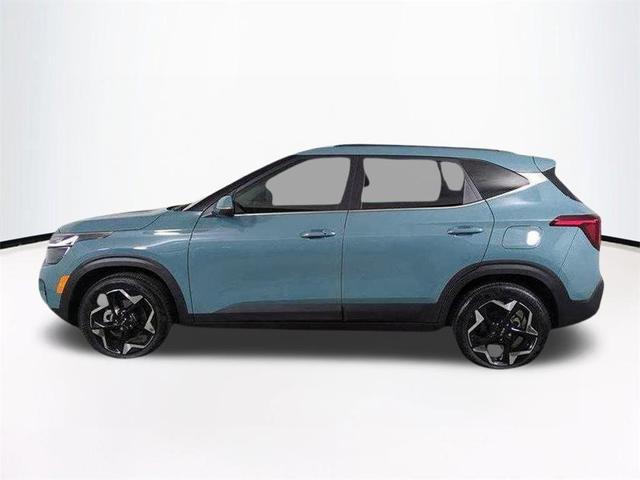 Photo of 2025 Pluton Blue Kia Seltos