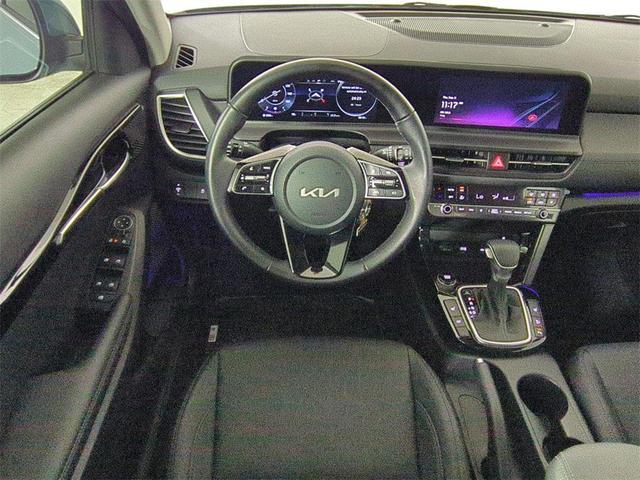 Photo of 2025 Pluton Blue Kia Seltos