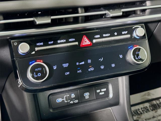 Photo of 2025 Shimmering Silver Hyundai TUCSON Hybrid