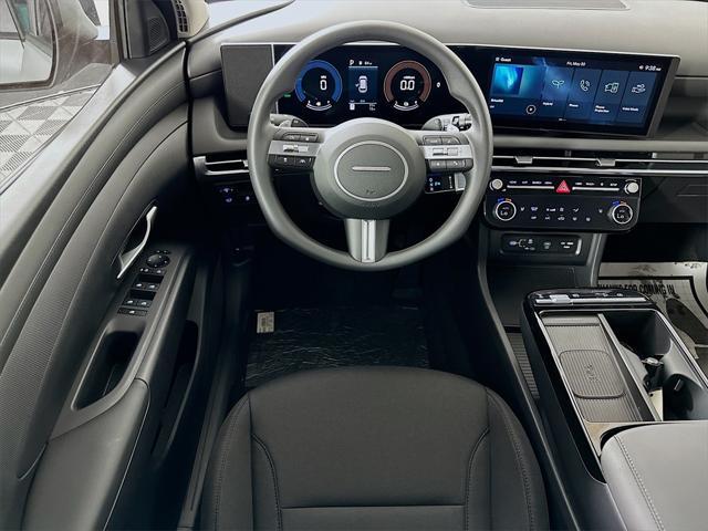 Photo of 2025 Shimmering Silver Hyundai TUCSON Hybrid