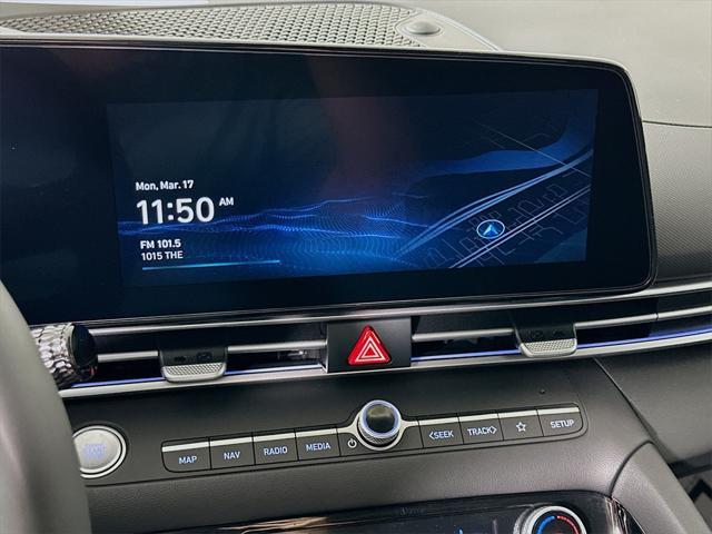 Photo of 2025 Gray Hyundai ELANTRA