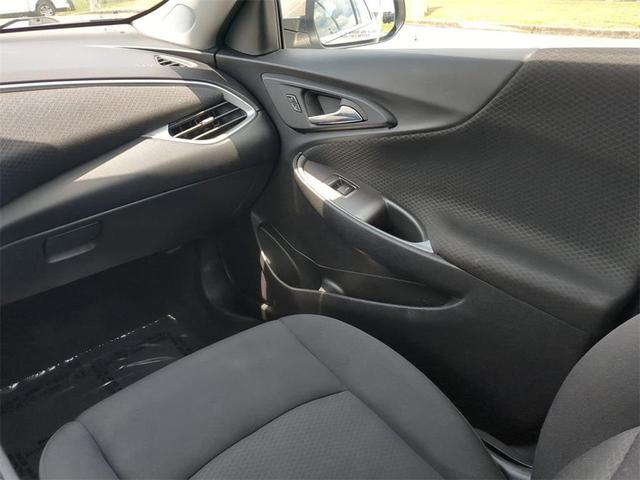 Photo of 2024 Mineral Gray Metallic Chevrolet Malibu