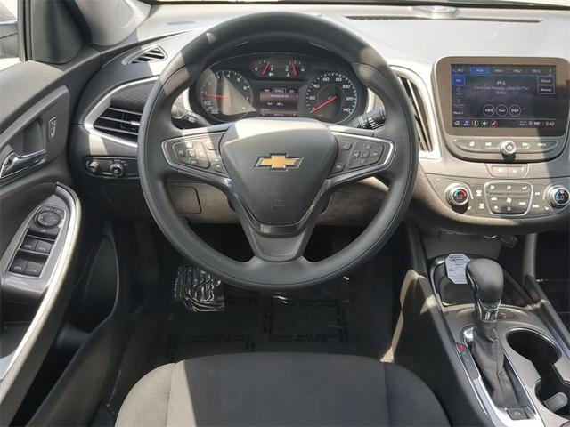Photo of 2024 Mineral Gray Metallic Chevrolet Malibu