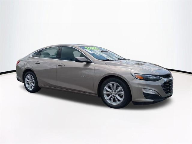 Photo of 2024 Mineral Gray Metallic Chevrolet Malibu