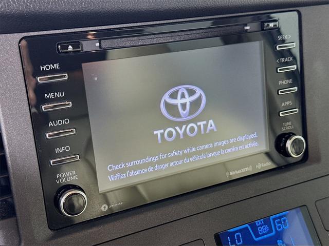 Photo of 2018 Grey Toyota Sienna