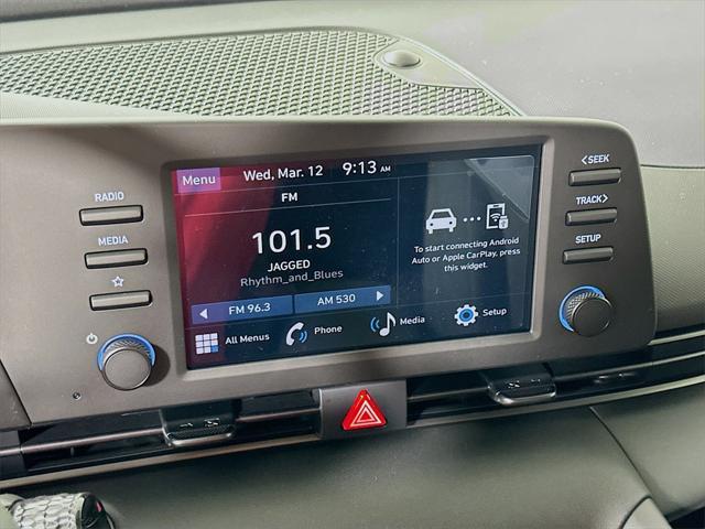 Photo of 2025 Amazon Gray Hyundai ELANTRA