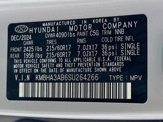 Photo of 2025 Cyber Gray Metallic Hyundai KONA
