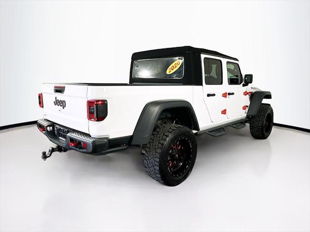 Photo of 2020 Bright White Clearcoat Jeep Gladiator