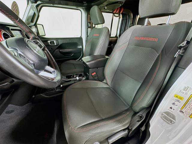 Photo of 2020 Bright White Clearcoat Jeep Gladiator