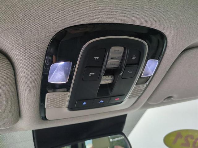 Photo of 2021 Hyper White Hyundai PALISADE