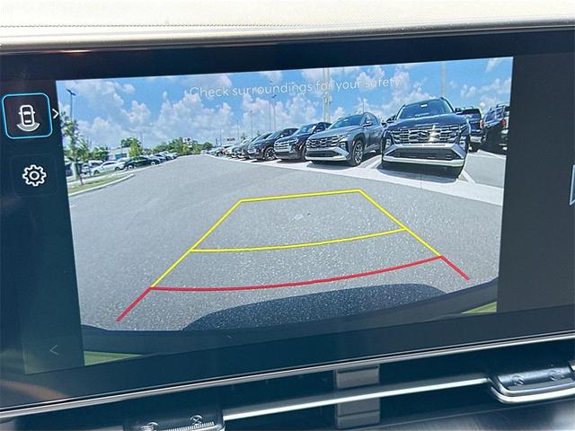 Photo of 2025 Neoteric Yellow Hyundai KONA