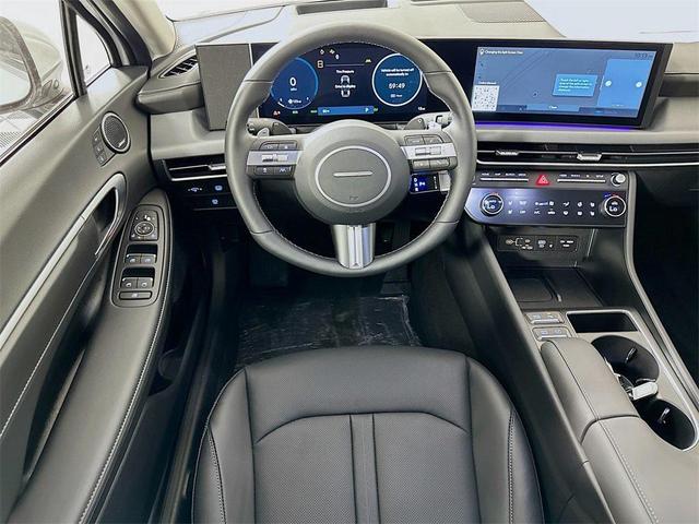 Photo of 2025 Serenity White Hyundai SONATA Hybrid