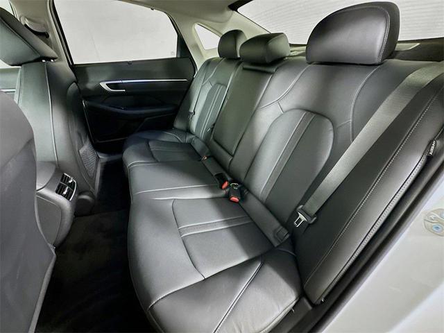 Photo of 2025 Serenity White Hyundai SONATA Hybrid