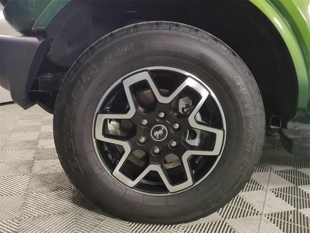 Photo of 2023 Eruption Green Metallic Ford Bronco