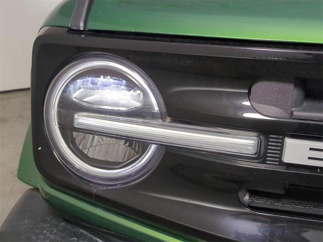 Photo of 2023 Eruption Green Metallic Ford Bronco