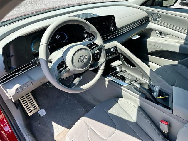 Photo of 2025 Ultimate Red Hyundai ELANTRA