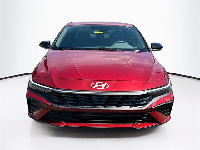 Photo of 2025 Ultimate Red Hyundai ELANTRA