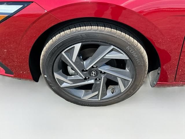Photo of 2025 Ultimate Red Hyundai ELANTRA