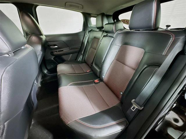 Photo of 2025 Super Black Nissan Kicks