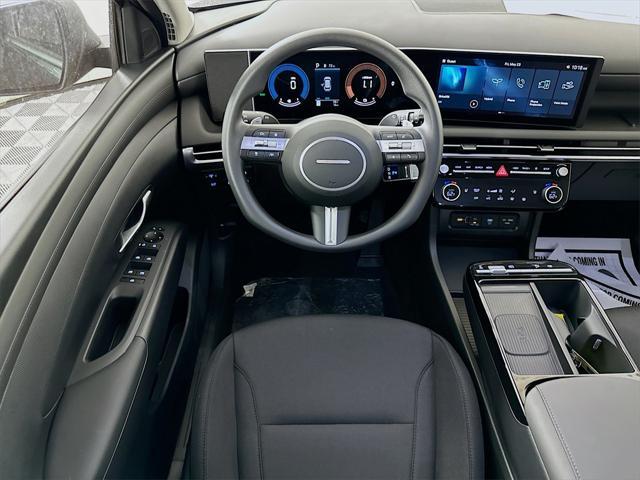 Photo of 2025 Ash Hyundai TUCSON Hybrid
