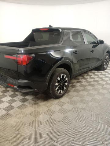 Photo of 2025 Phantom Black Hyundai SANTA CRUZ