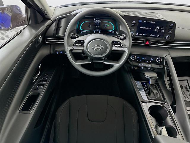 Photo of 2025 Intense Blue Hyundai ELANTRA HEV