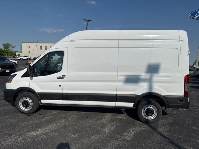 Photo of 2025 Oxford White Ford Transit-350