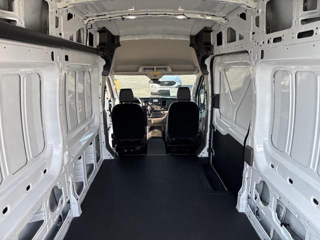 Photo of 2025 Oxford White Ford Transit-350