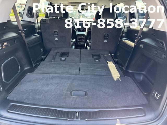 Photo of 2022 Baltic Gray Metallic Clearcoat Jeep Grand Cherokee L
