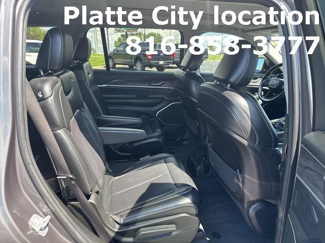 Photo of 2022 Baltic Gray Metallic Clearcoat Jeep Grand Cherokee L