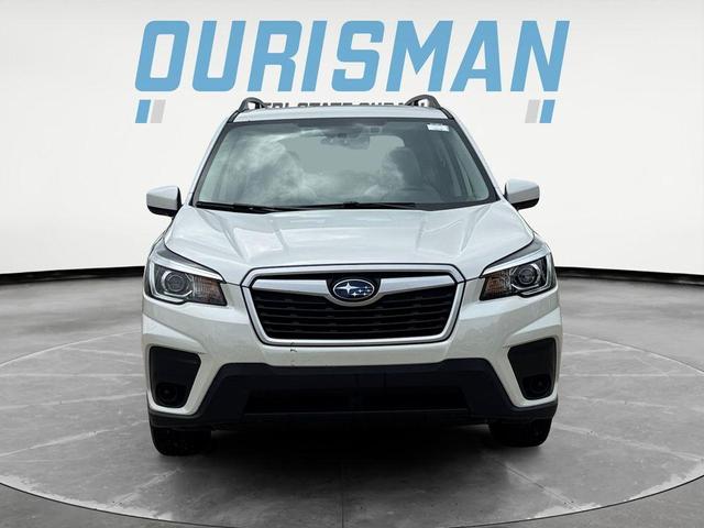 Photo of 2019 Crystal White Pearl Subaru Forester