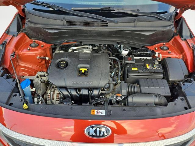 Photo of 2021 Mars Orange Kia Seltos