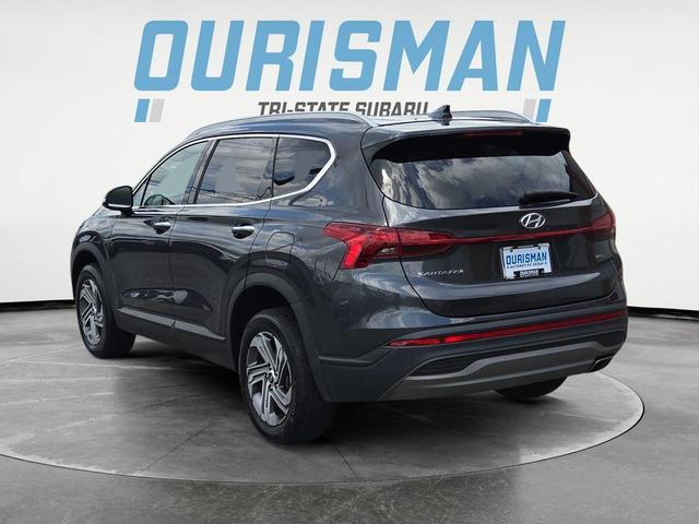 Photo of 2023 Gray Hyundai SANTA FE