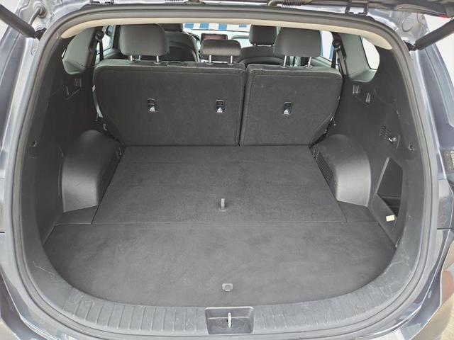 Photo of 2023 Gray Hyundai SANTA FE