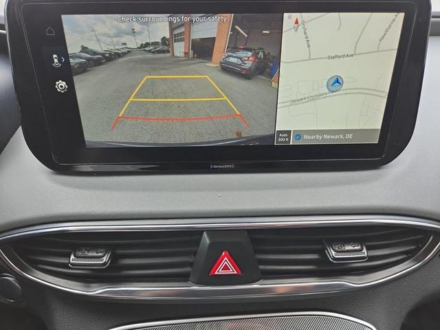 Photo of 2023 Gray Hyundai SANTA FE