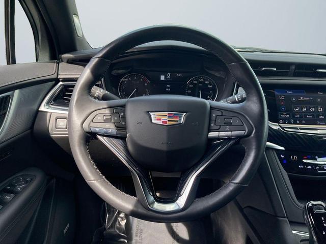 Photo of 2024 Black Metallic Cadillac XT6