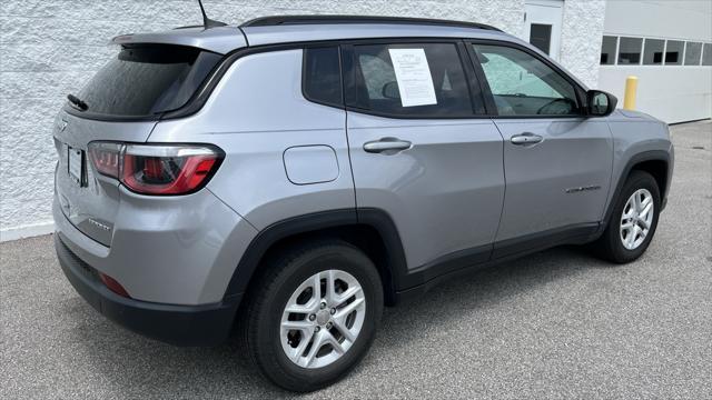 Photo of 2018 Billet Silver Metallic Clearcoat Jeep Compass