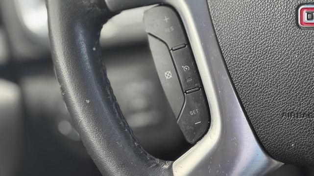 Photo of 2016 White Frost Tricoat GMC Acadia