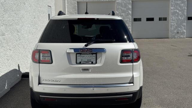 Photo of 2016 White Frost Tricoat GMC Acadia