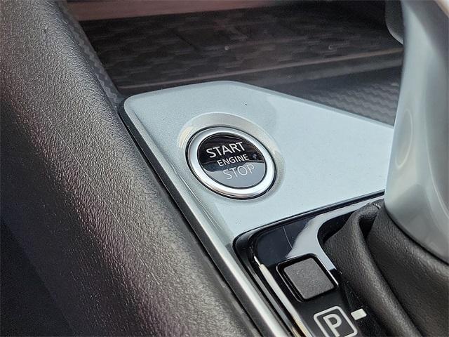 Photo of 2025 Black Nissan Altima