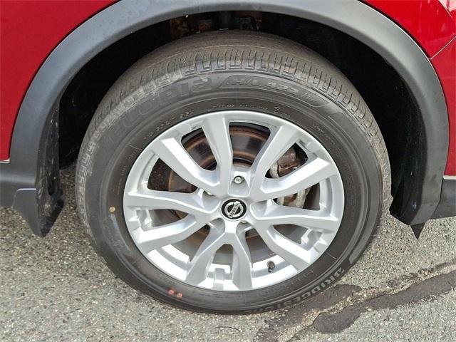Photo of 2021 Scarlet Ember Nissan Rogue Sport