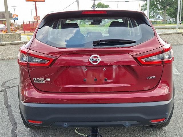 Photo of 2021 Scarlet Ember Nissan Rogue Sport