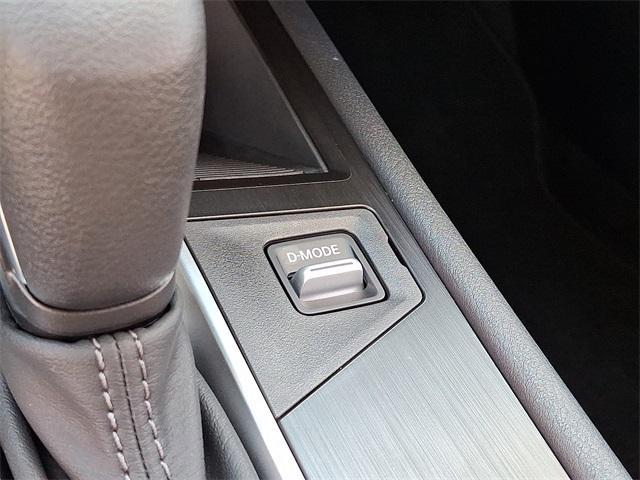 Photo of 2025 Super Black Nissan Kicks